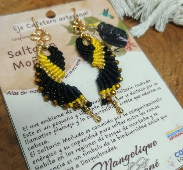 Aretes alas de aves